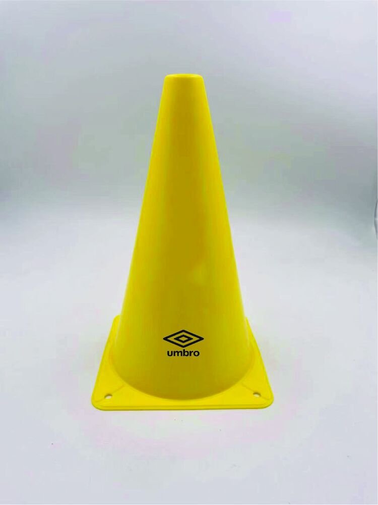 Trainingskegel / Pylonen von UMBRO, 10 Stück