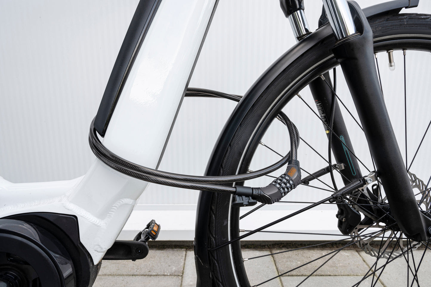 Antivol à combinaison pour vélo Black+Decker, 90 cm