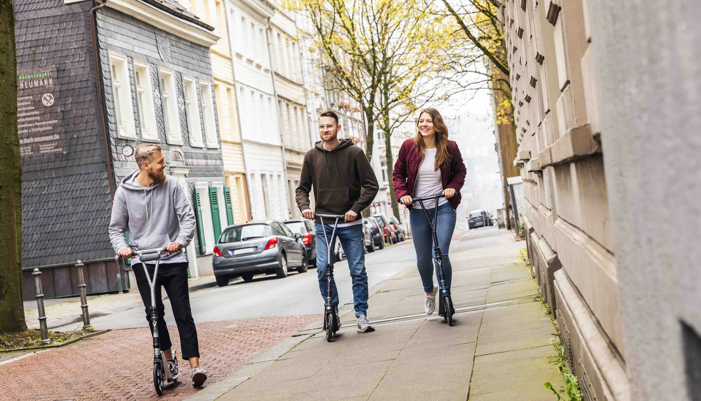 HUDORA BigWheel Generation V 230 Scooter, Weiß für Jugendliche & Erwachsene